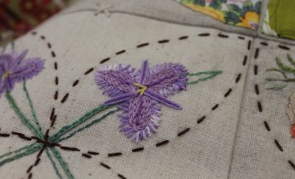 Jardin de Poche Pattern with template included "Around the Bush"