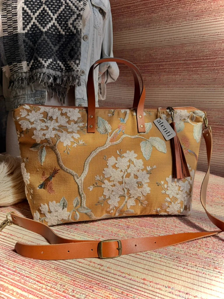 Atenti Apricot Buddy Bag
