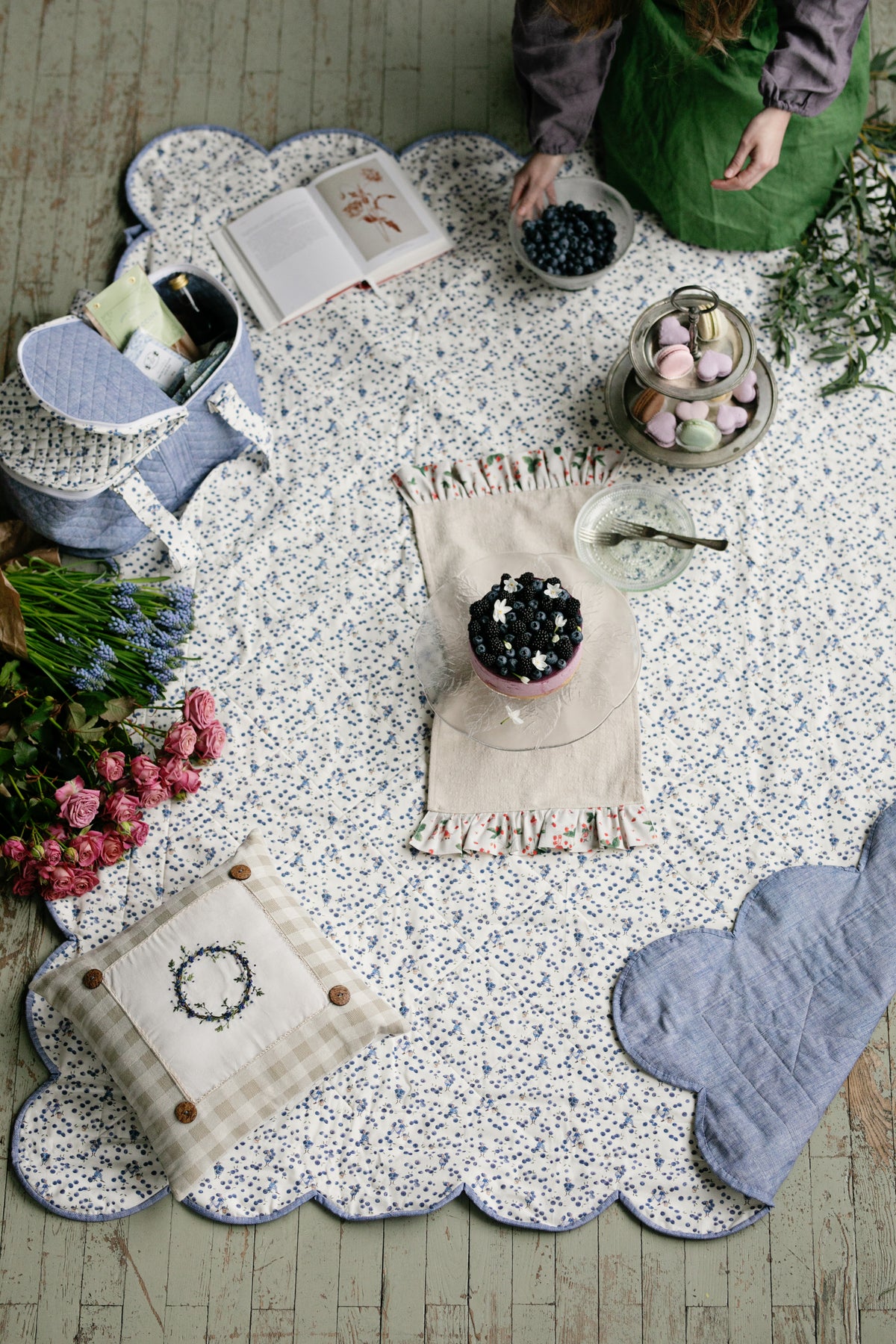 Acufactum Fruity Quilts Blueberry Picnic Quilt