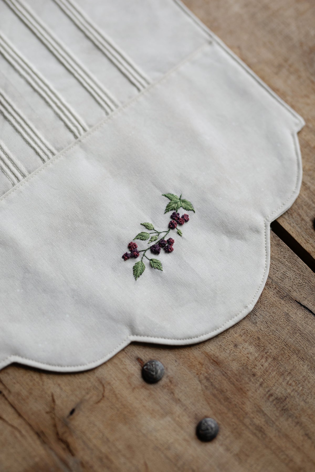 Acufactum Fruity Quilts Embroidered Table Runner KIT