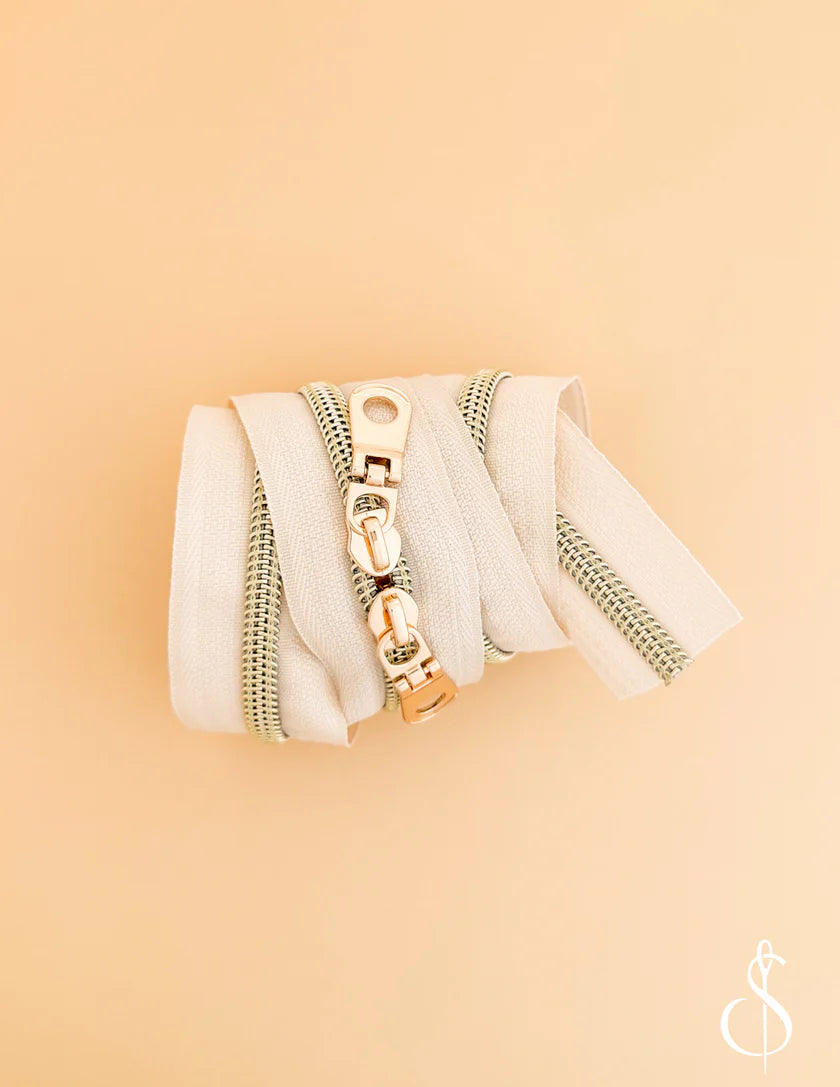 30" Zipper - Cream Light Gold, by Sewing Illustrations
