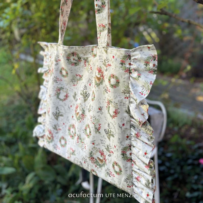 Acufactum Pattern: Ruffled Tote