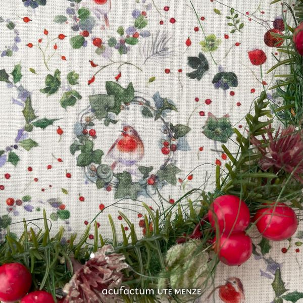 Acufactum Robins and Wreaths