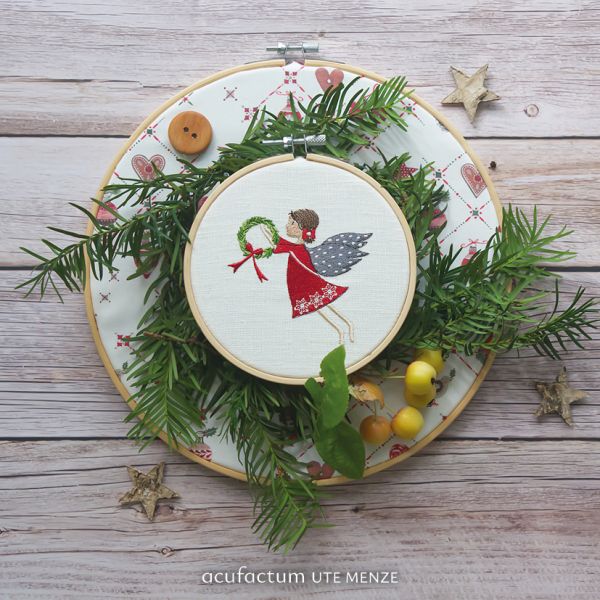 Acufactum MACHINE EMBROIDERY FILE - Angel with Wreath