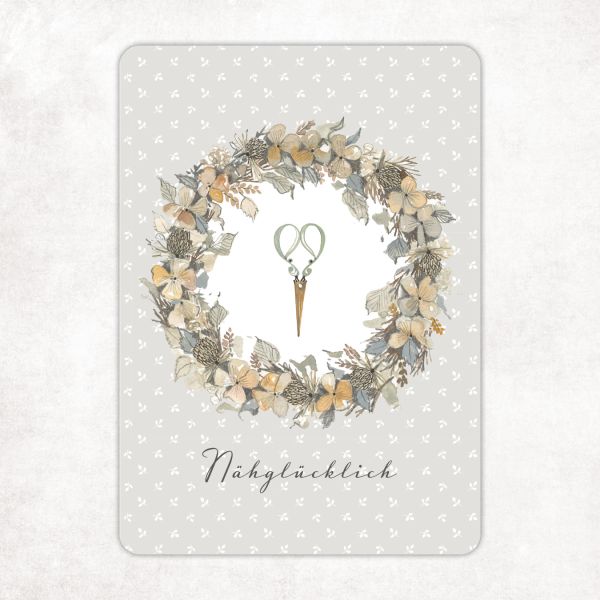 Acufactum Postcard Wreath "Sew Happy"