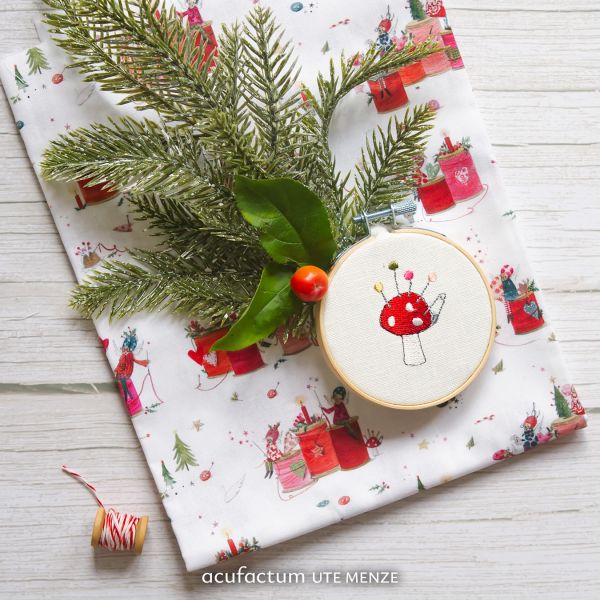 Acufactum MACHINE EMBROIDERY FILE - Christmas Minis