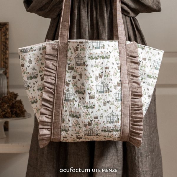 Acufactum Beloved Home KIT {Ruffled Garden Market Tote}