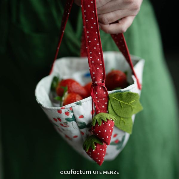 Acufactum Book: Fruity Quilts and Other Sewing Delights