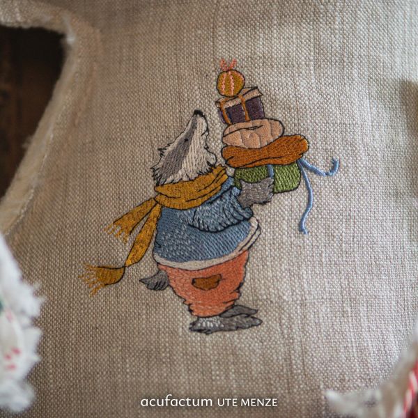 Acufactum MACHINE EMBROIDERY FILE - Gift Badger