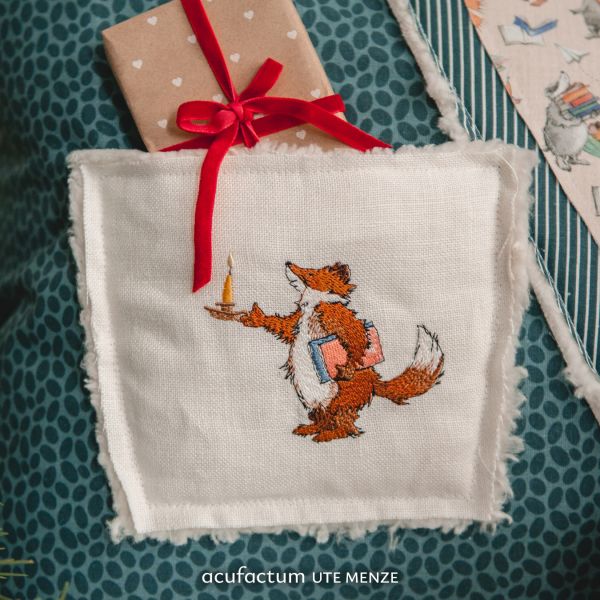 Acufactum MACHINE EMBROIDERY FILE - Reading Fox