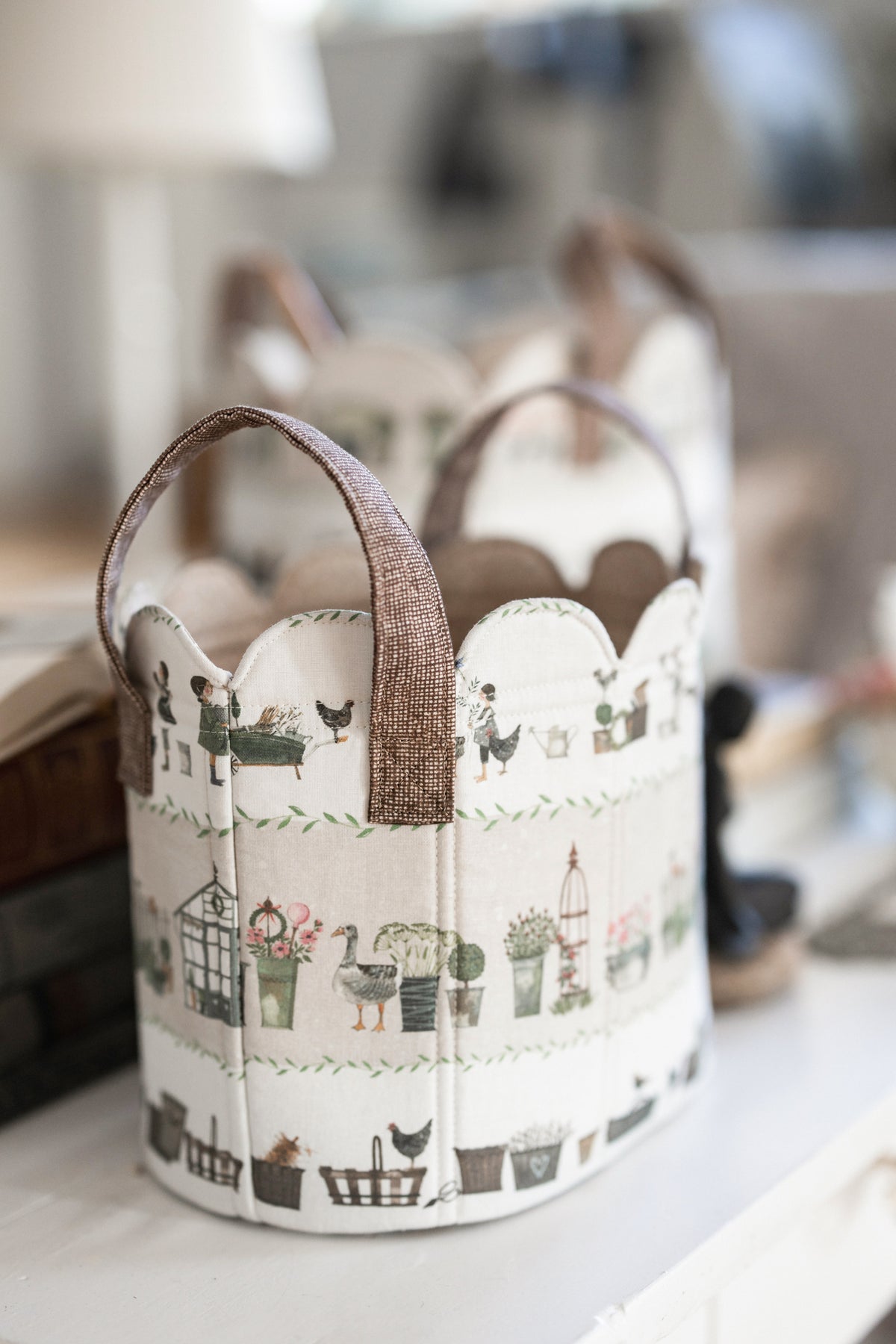 Acufactum Beloved Home KIT {Scalloped Basket KIT}