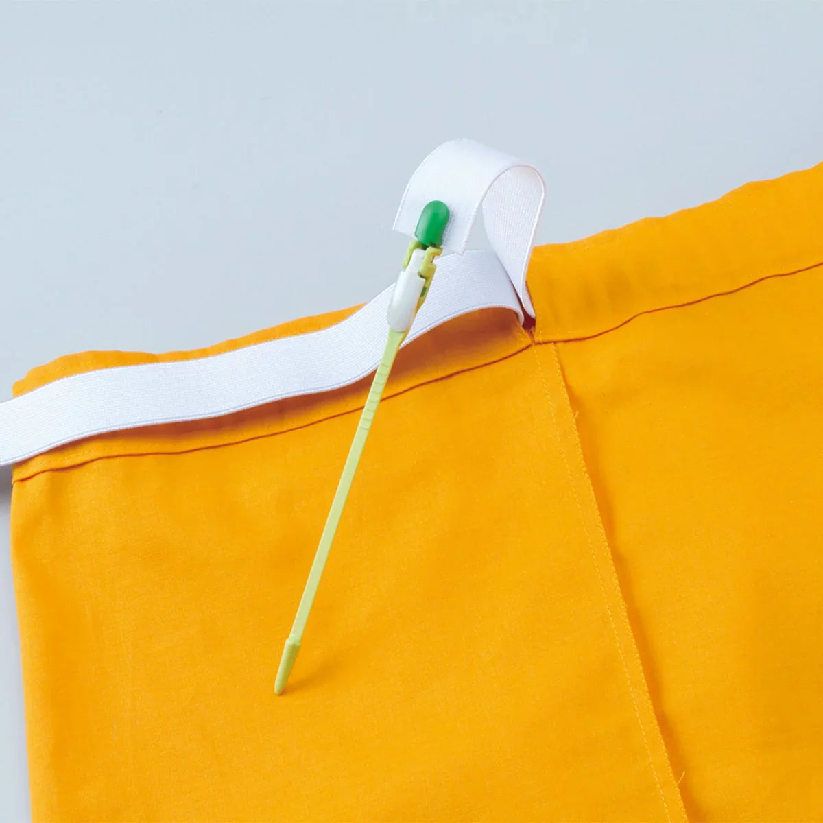 Clover Clip 'n Glide Bodkin