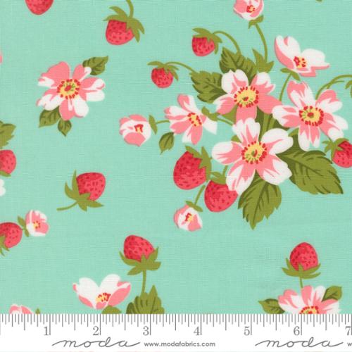 Bloomsberry Floral by Camille Roskelley for Moda