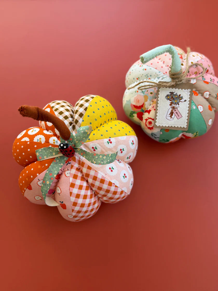 Fabric Pumpkins Pattern by Minki Kim Sewing Illustrations