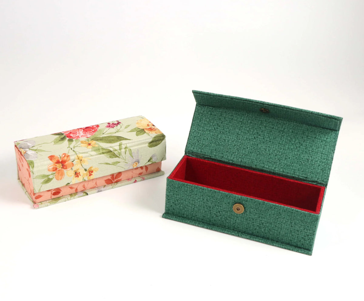 Cartonnage {Colorway Arts} "Mini Notions Fabric Box"