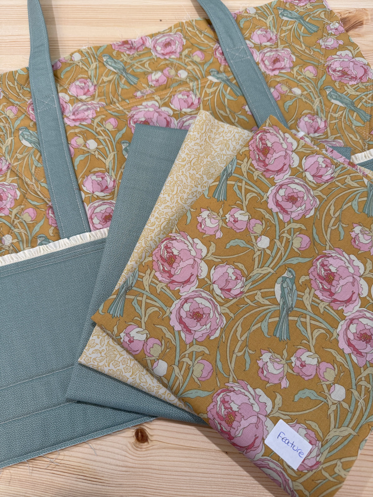 Willow Cottage Tote KIT