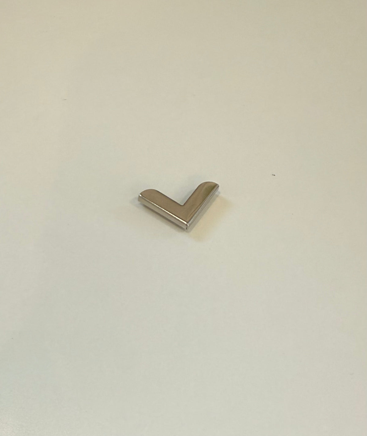 Cartonnage Metal Corners Style 20