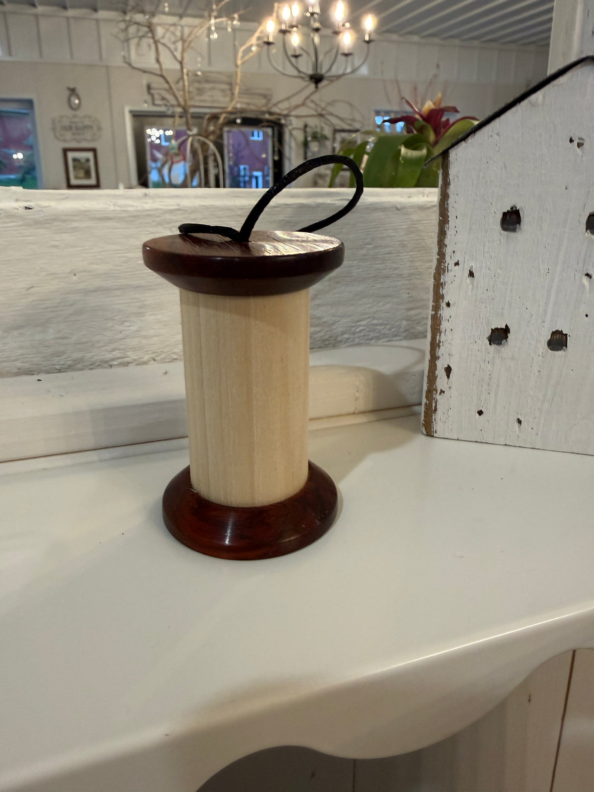 Small Wooden Spools for patterns by Jeannette Douglas Designs