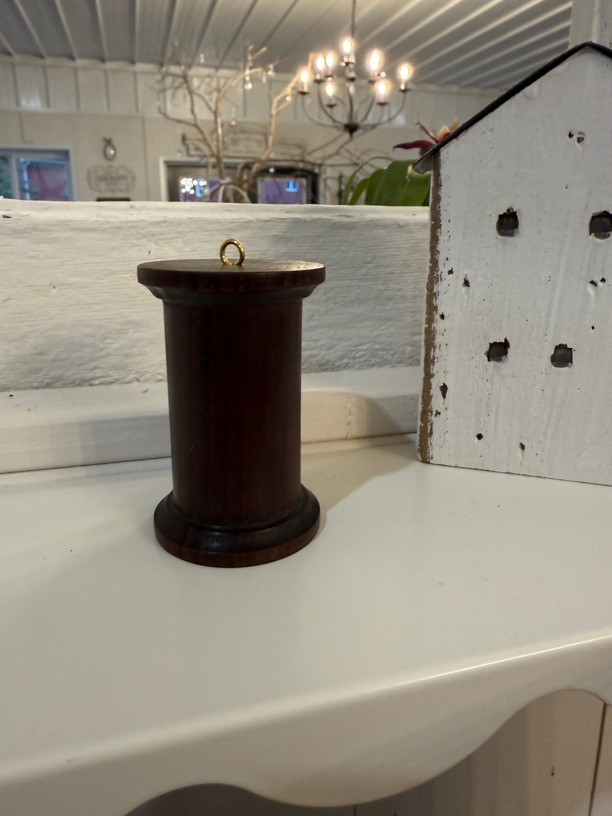 Small Wooden Spools for patterns by Jeannette Douglas Designs