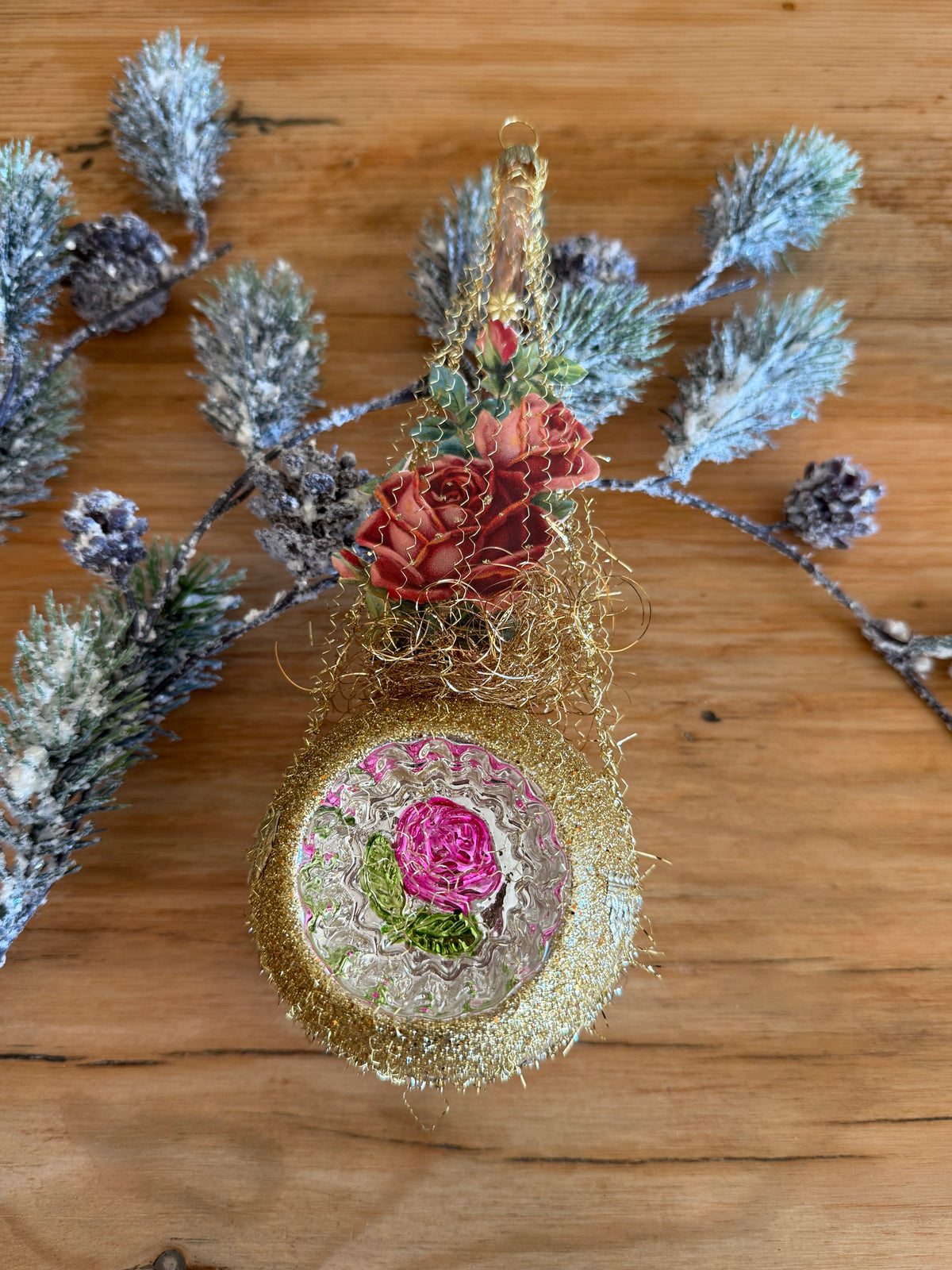 Nostalgie Handmade Ornament from Germany {1041 M}