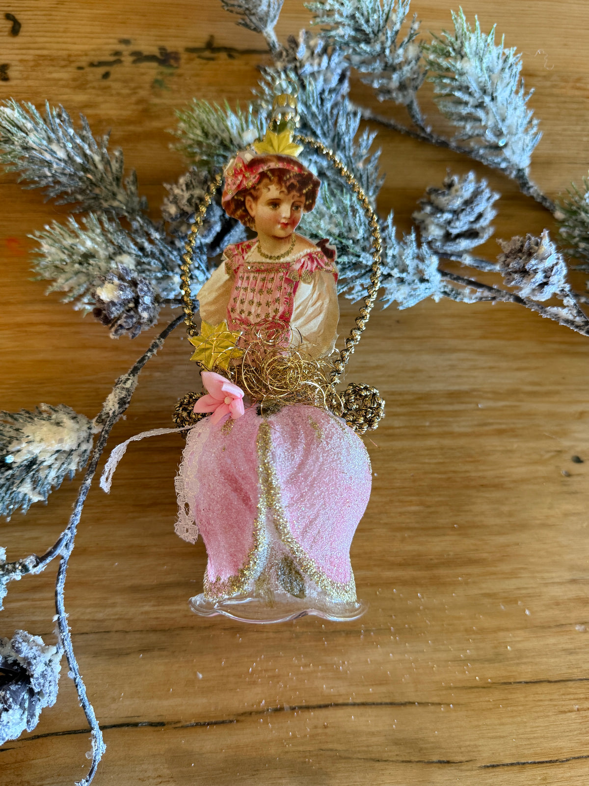 Nostalgie Handmade Ornament from Germany {1005L}