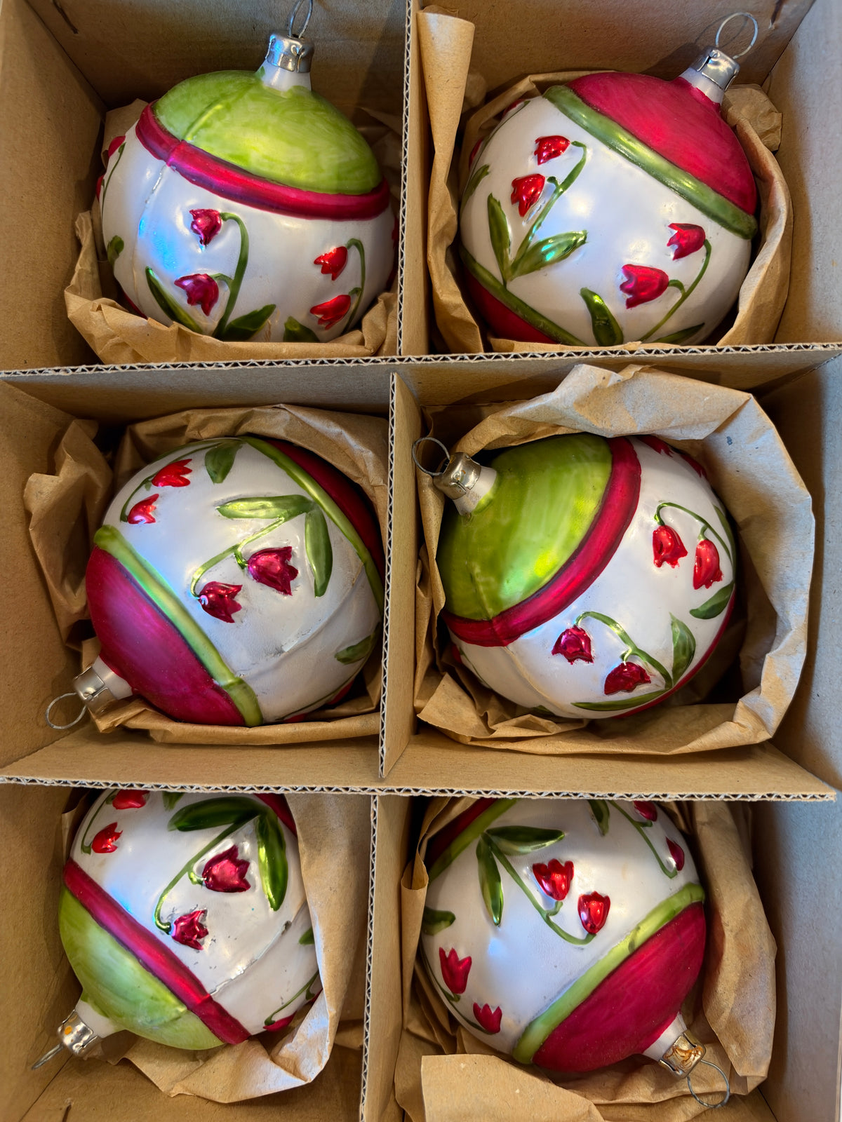 Nostalgie Handmade Ornament from Germany {Red and Green Bell Flowers 8 cm set of 6}