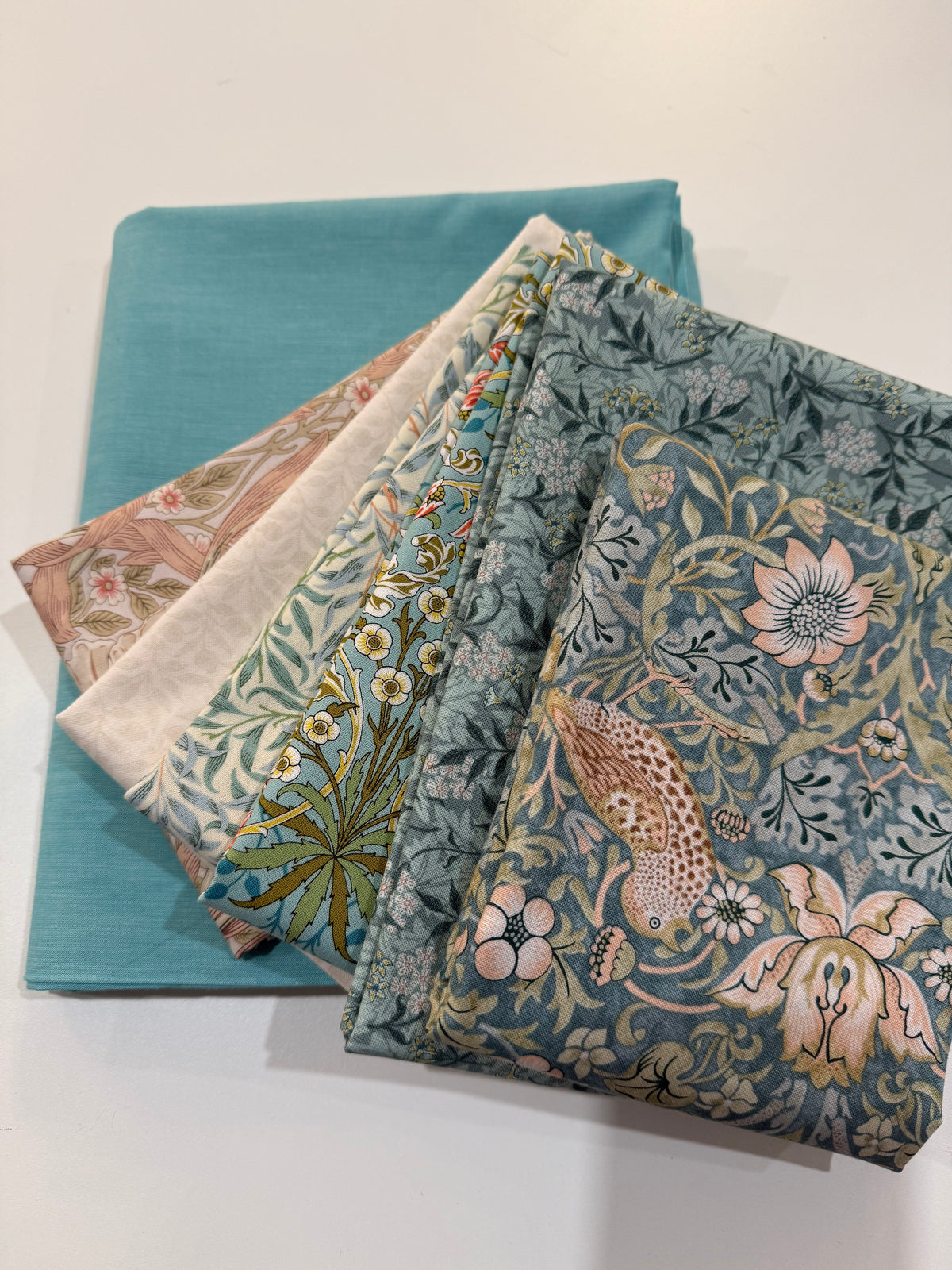 Ragged Quilt KITS featuring William Morris