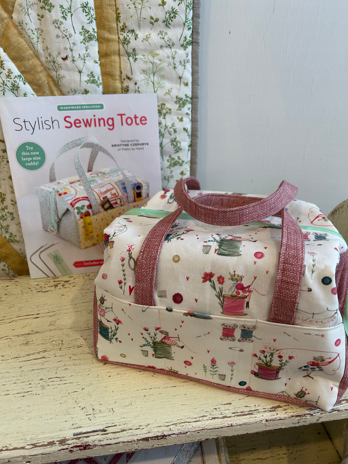 Stylish Sewing Tote FULL KIT: WITH fabric, Pattern, Clasp &amp; Zipper