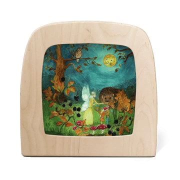 Eentje van Margo - Autumn Fairy Silhouette