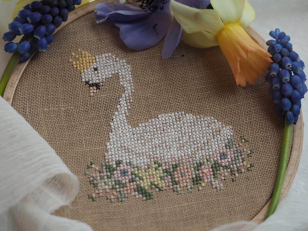 The Stitchery Cross Stitch Kit: Fairytale Swan {linen}