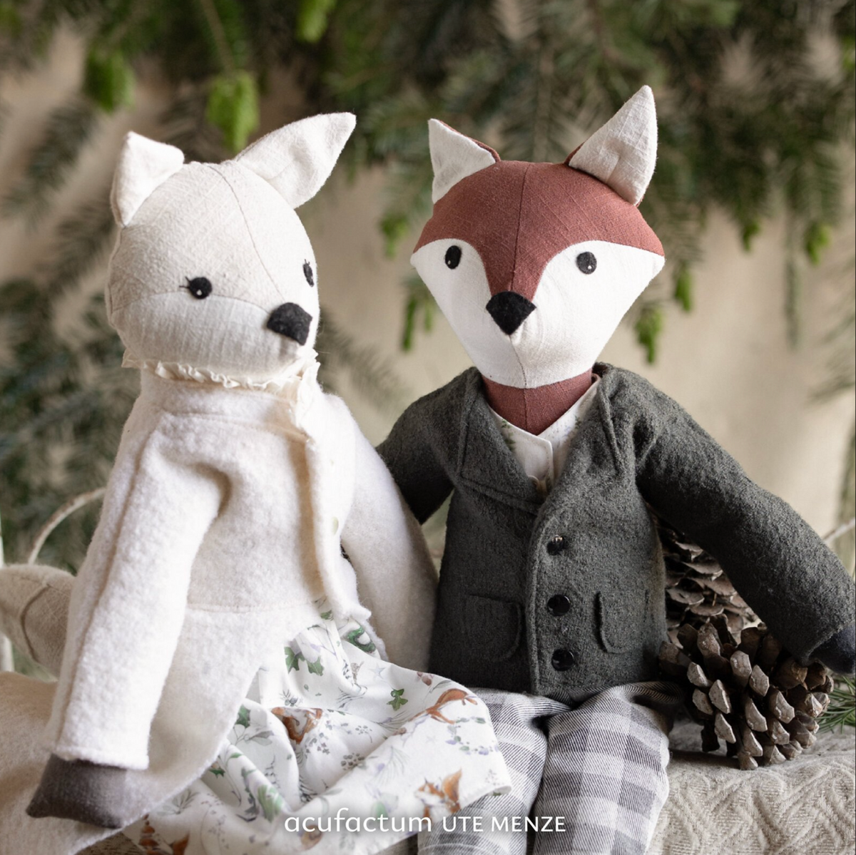 Acufactum A Handmade Winter KIT {Fox Dolls}
