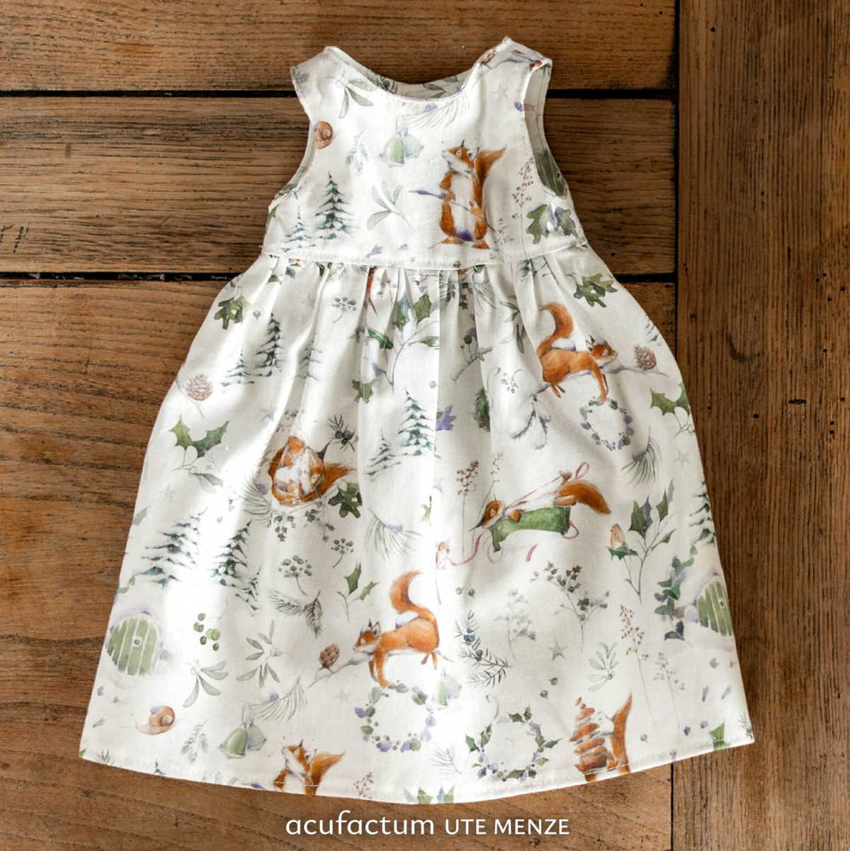 Acufactum A Handmade Winter KIT {Fox Dolls}