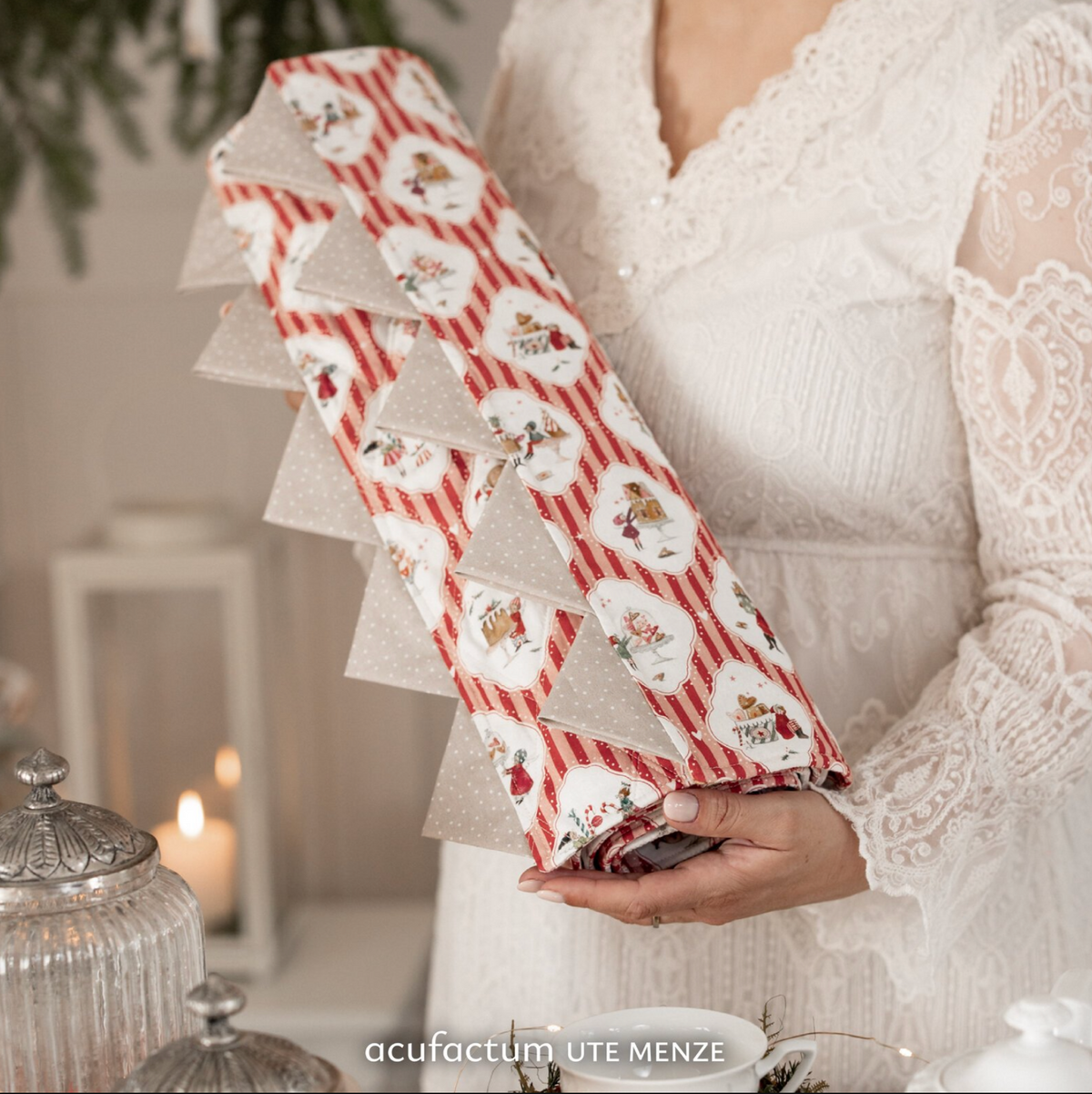 Acufactum A Handmade Winter KIT {Festive Tablerunner}