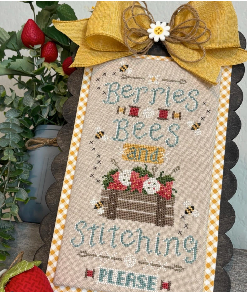Scarlet Sky Designs finishing board Long Scalloped Harvest