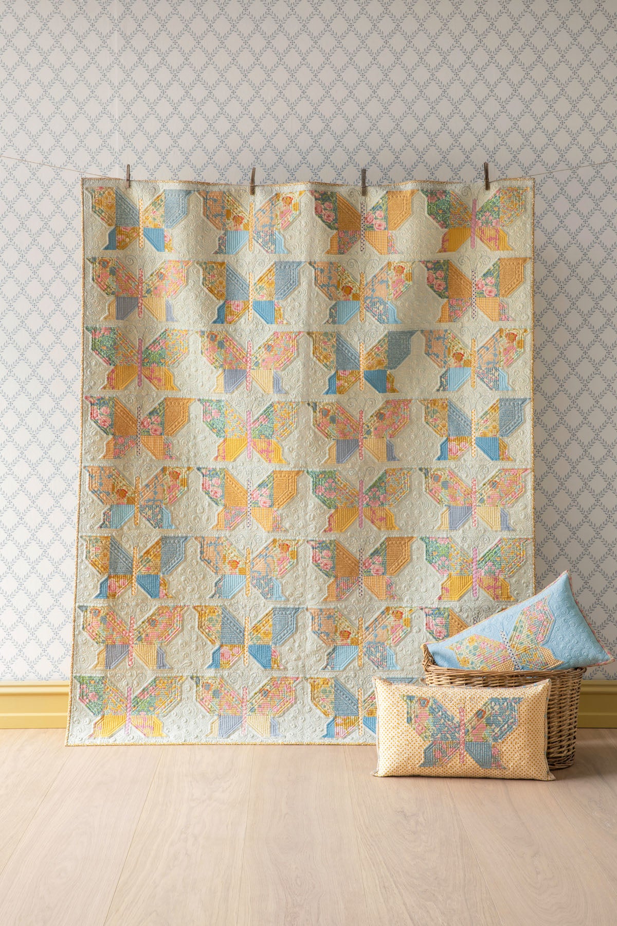 Tilda Songbird Butterflies Quilt KIT
