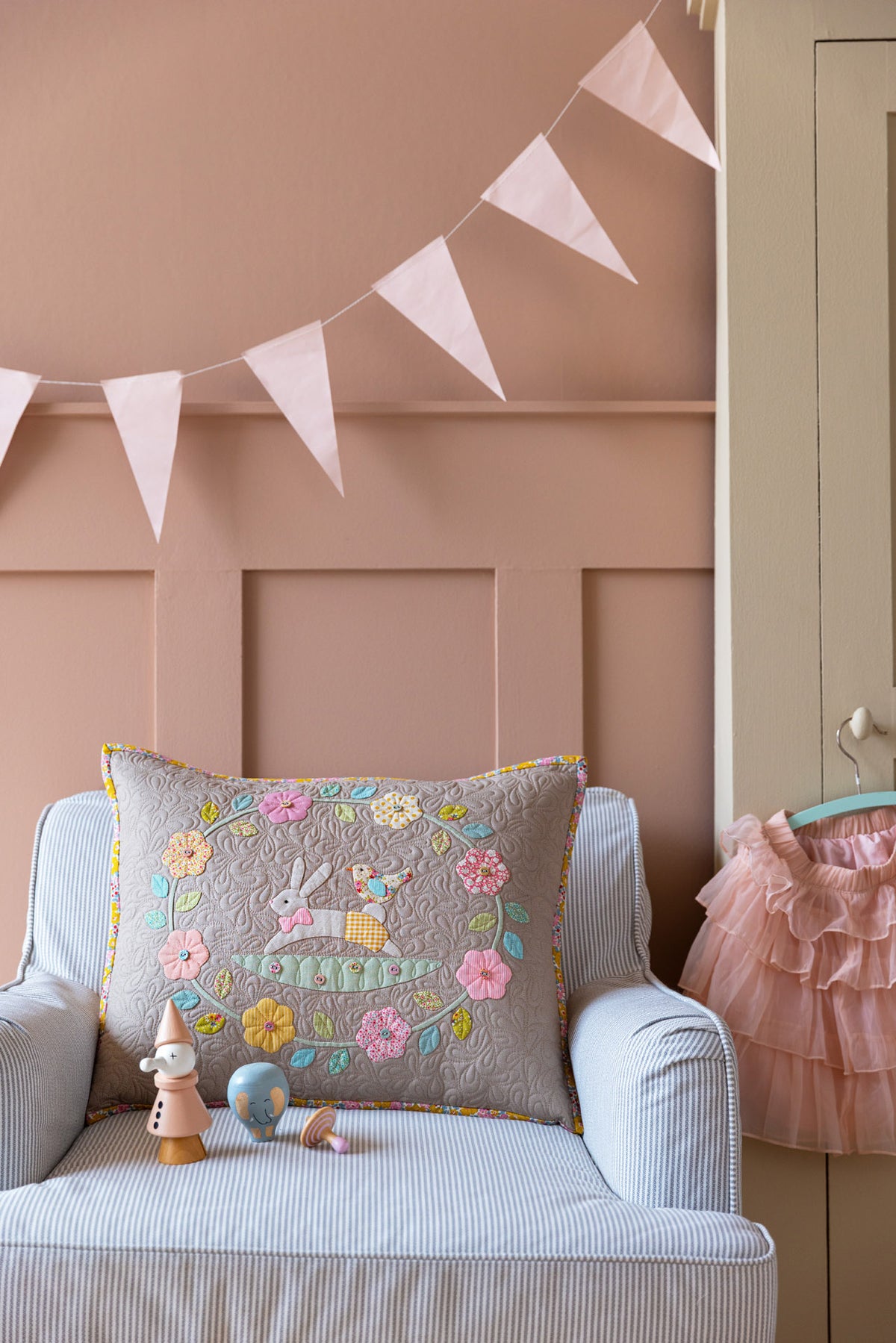 Tilda Vintage Nursery Pillow KITS {Flower Wreath}