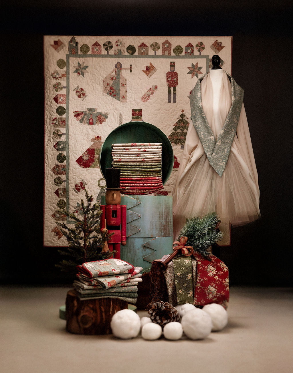 Cakestand Quilts "Nutcracker Sampler" Pattern Book