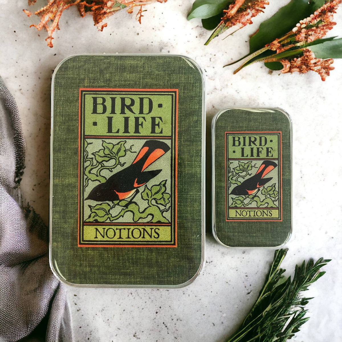 Bird life notions tin