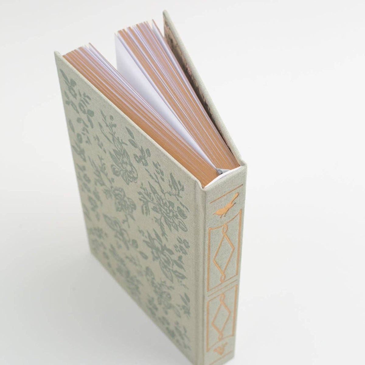 Daydreamer Linen Sketchbook - Embossed Green Floral Journal