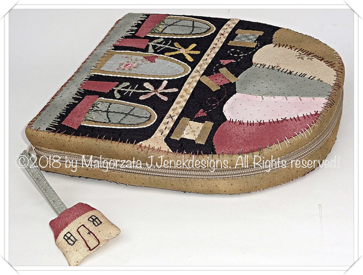 3 Sewing Pouches and ipad Sleeve Pattern