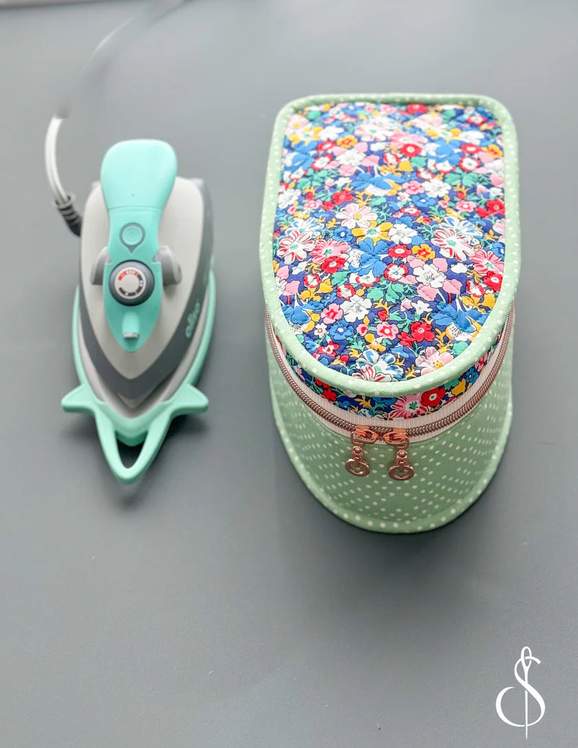 Travel Case for Mini Iron Pattern by Minki Kim Sewing Illustrations