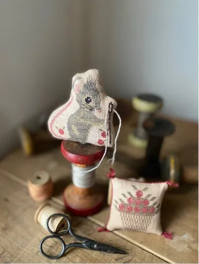 Stacy Nash Animal Crackers Series {Bobbin} Paper Pattern