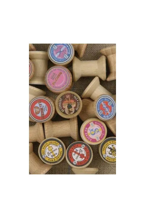 Sajou 4 Small Wooden Spools - Willow Cottage Quilt Co