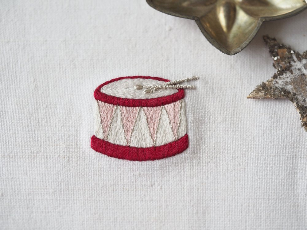 The Stitchery Embroidery Mini Kit: Pa-Rum Pum Pum