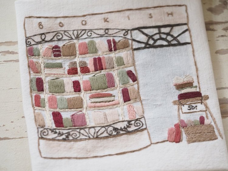 The Stitchery Embroidery Kit: Stitchery Bookish