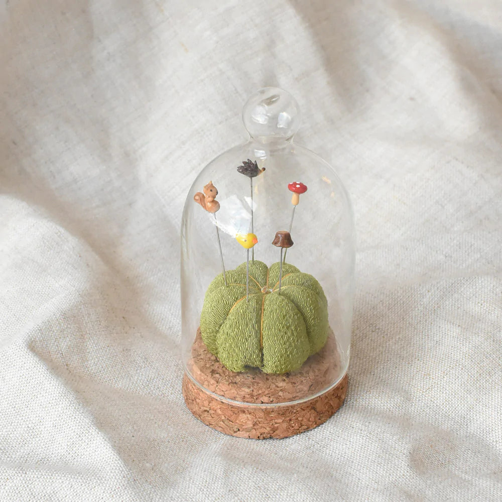 https://willowcottagequiltco.com/cdn/shop/products/woodland-pin-cushion-4_2_1600x.webp?v=1677373889